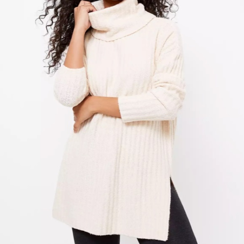 Lou & Grey Ribbed Turtleneck Sweater NWT